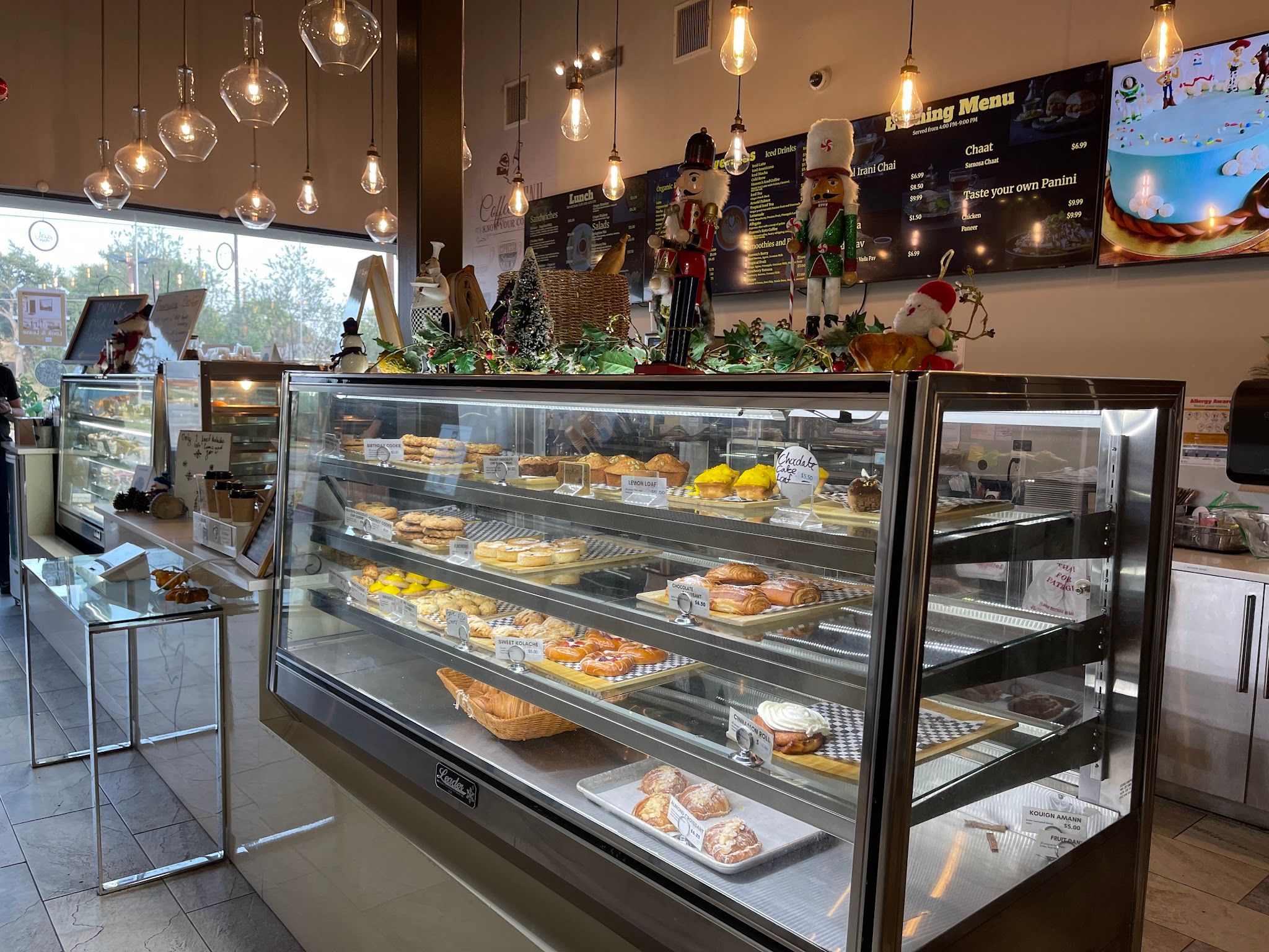 Heaven's Bistro Bakery