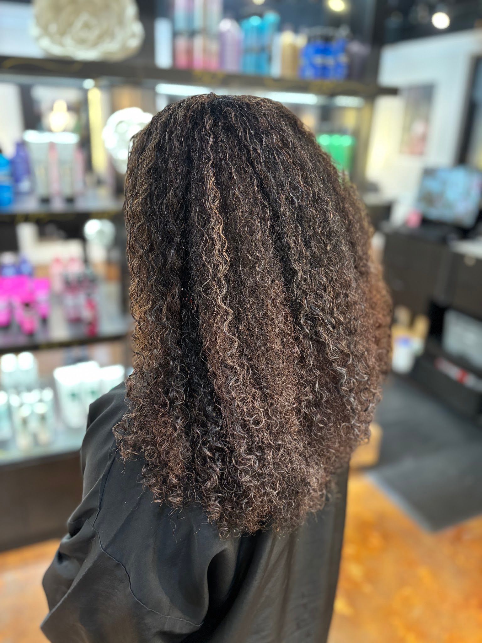Salon Vela