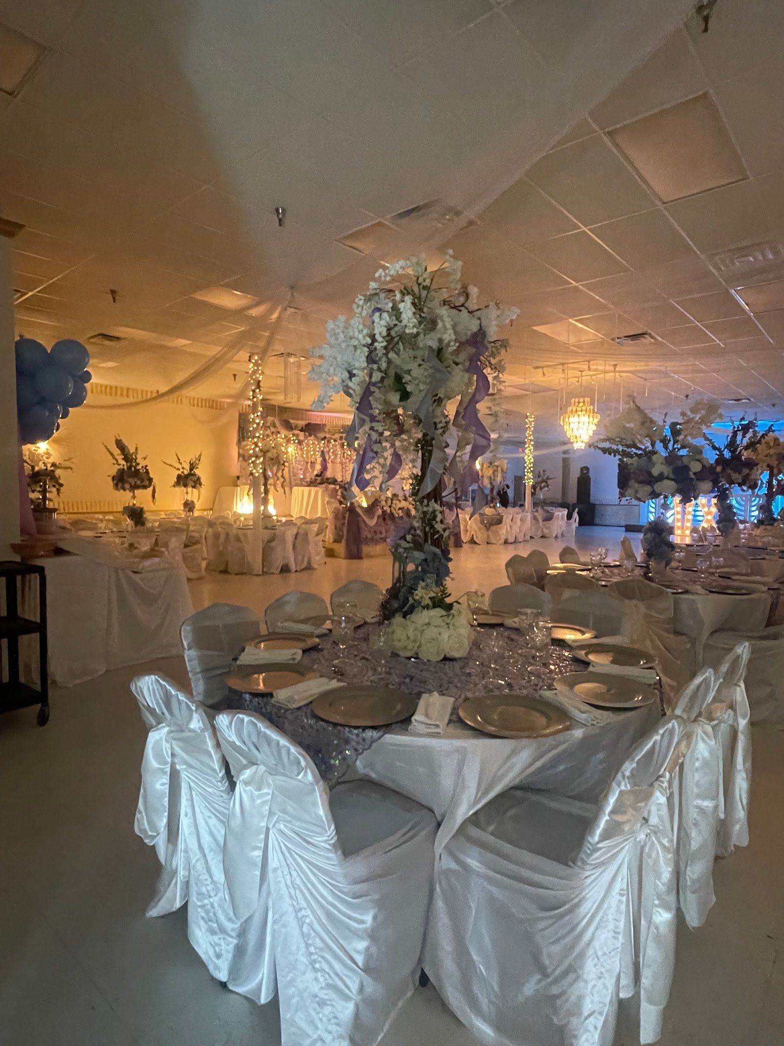 La Fuente Hall