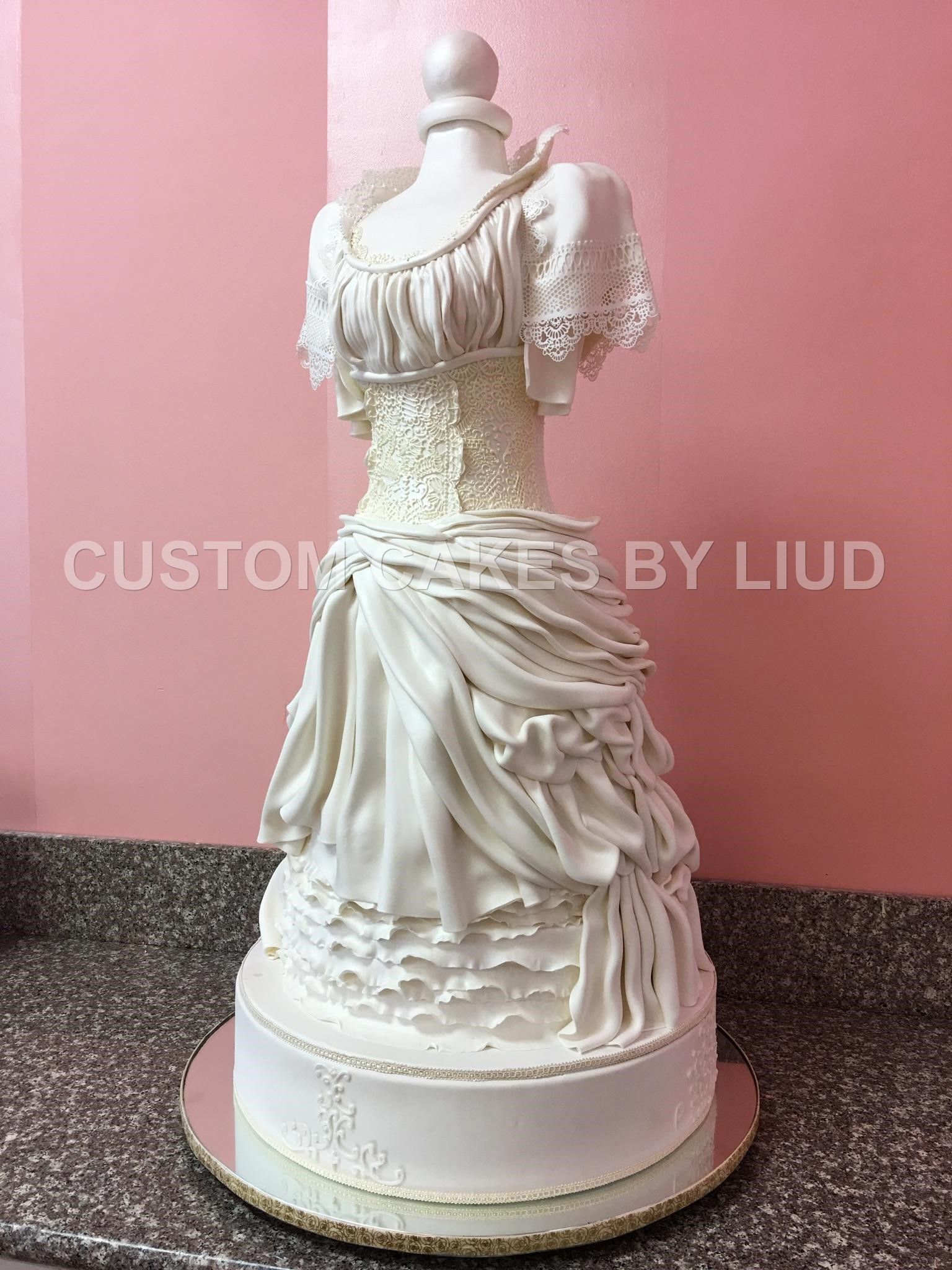 Custom Cakes by Liud