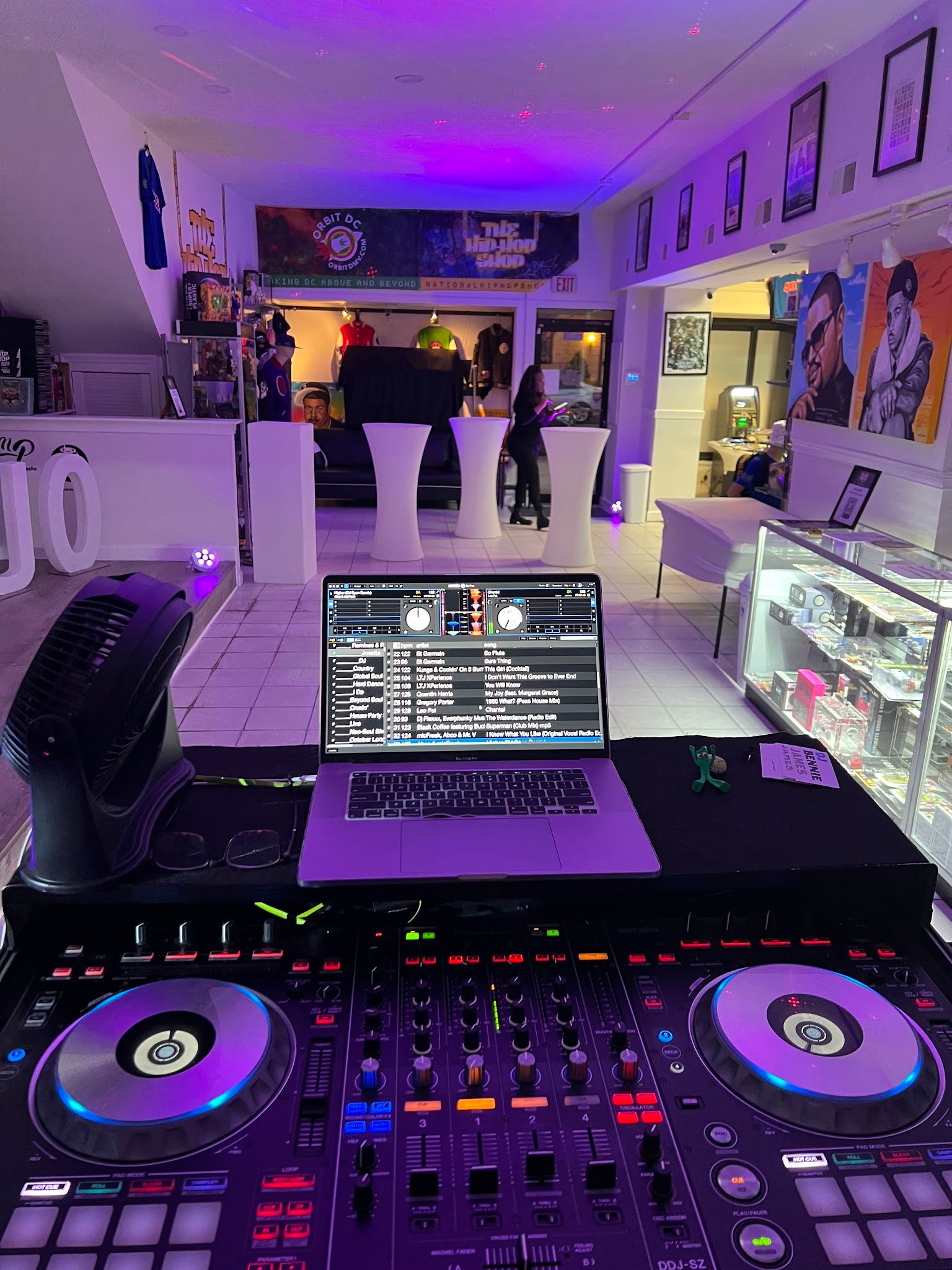 Glow Event Rentals
