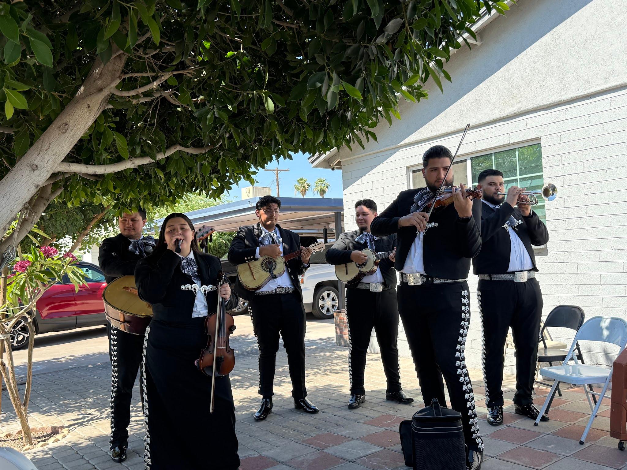 Mariachi Estrellas de Sonora