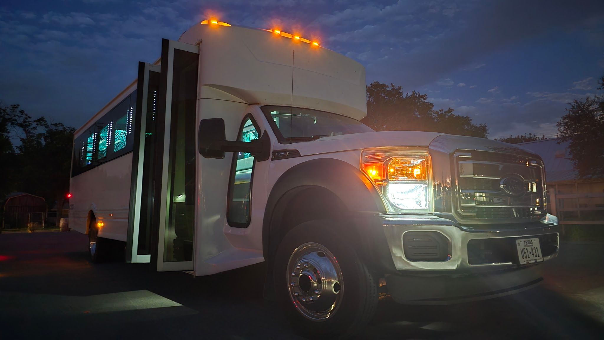 Red Star Luxury Transportation