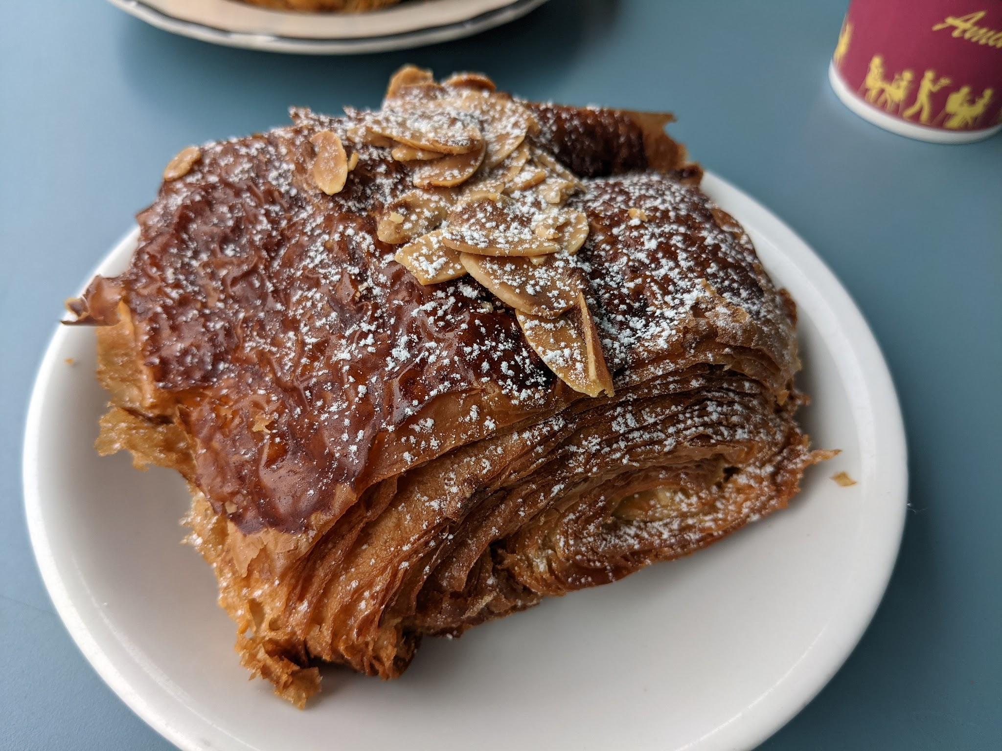 Le Marais Bakery