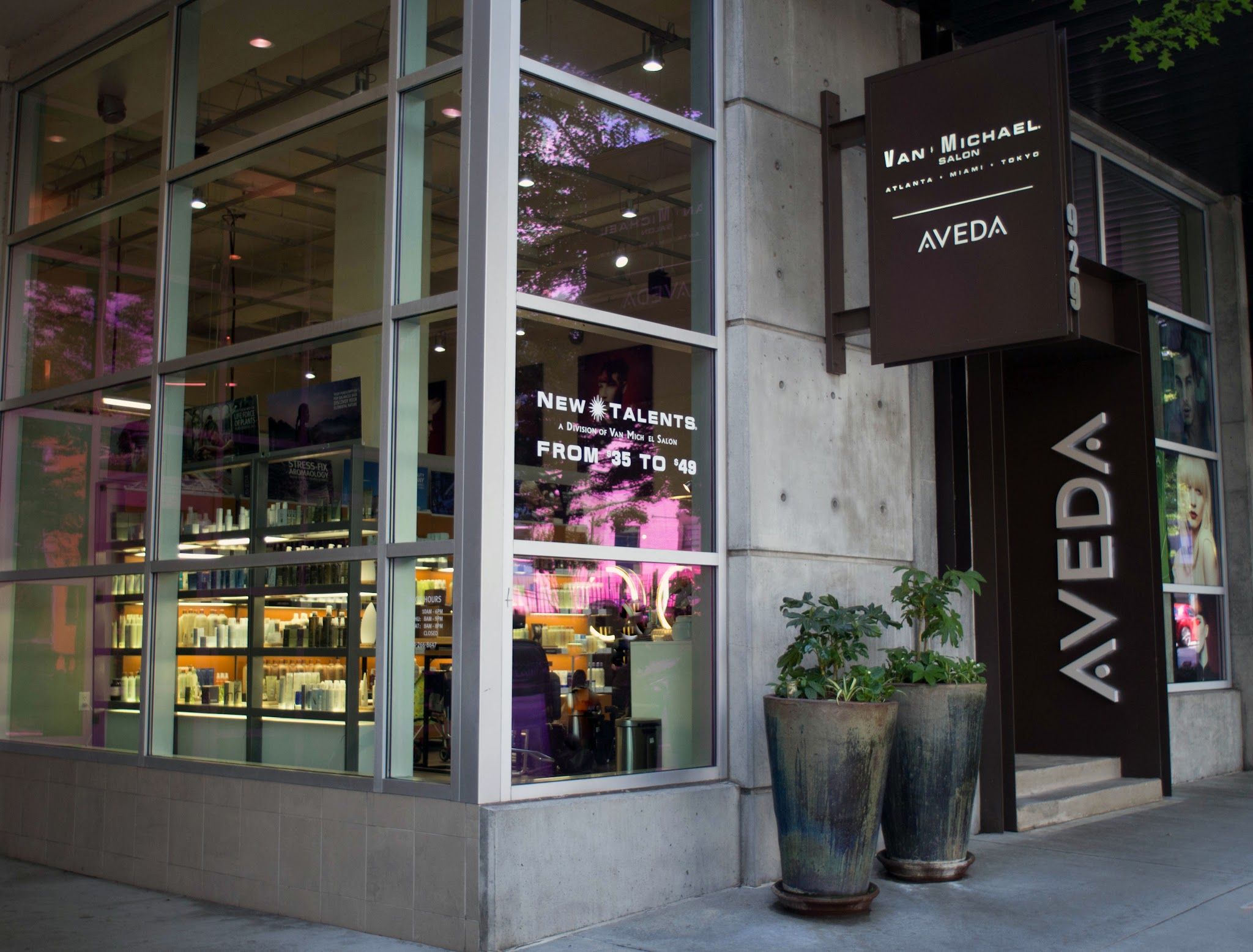 Van Michael Salon