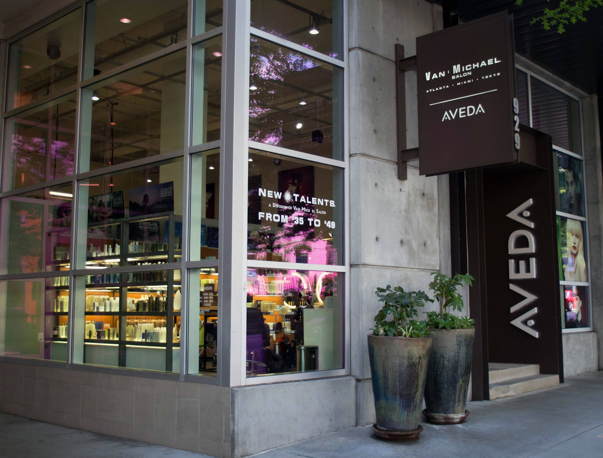 Van Michael Salon