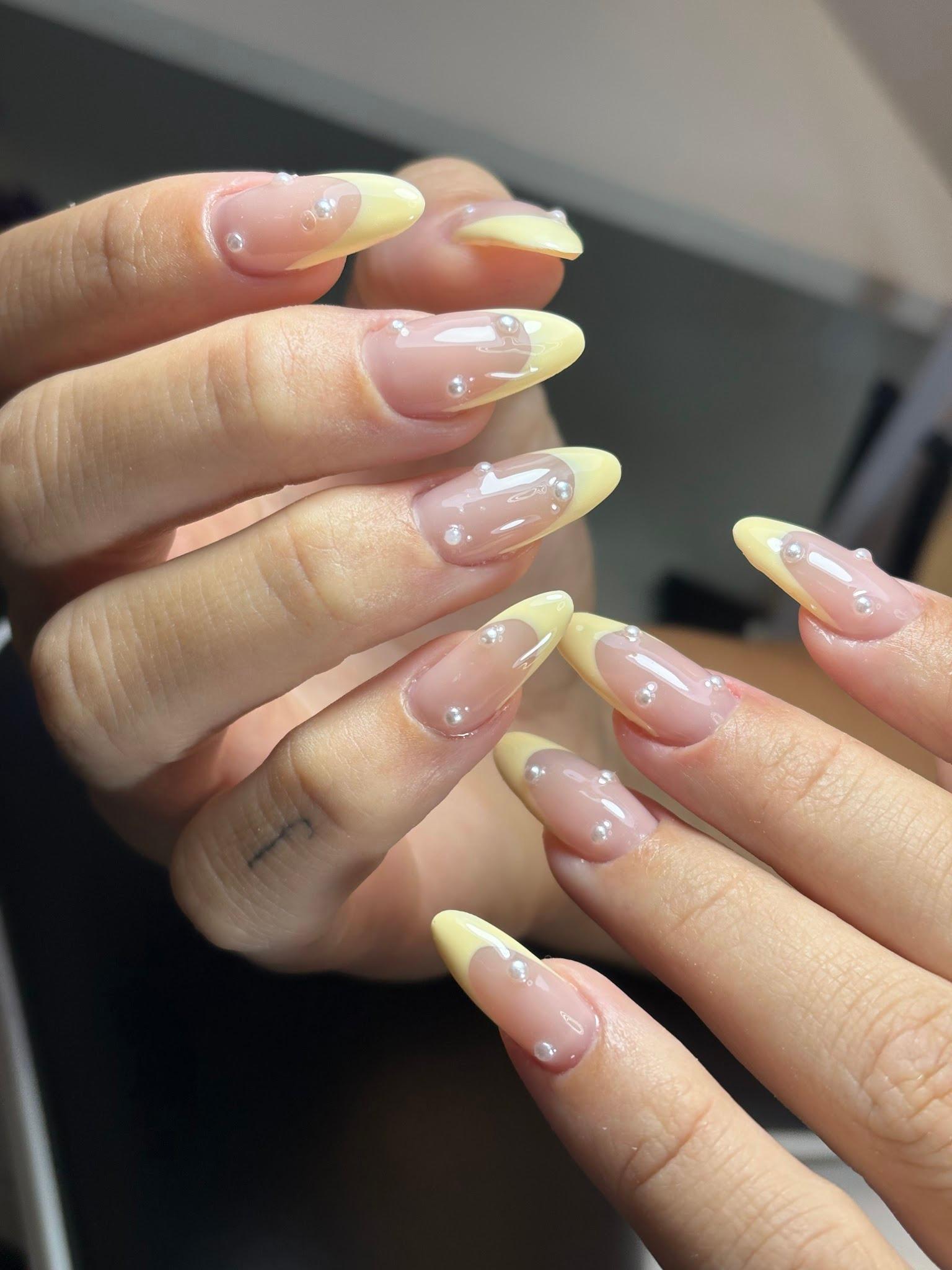 Cris Beauty Salon