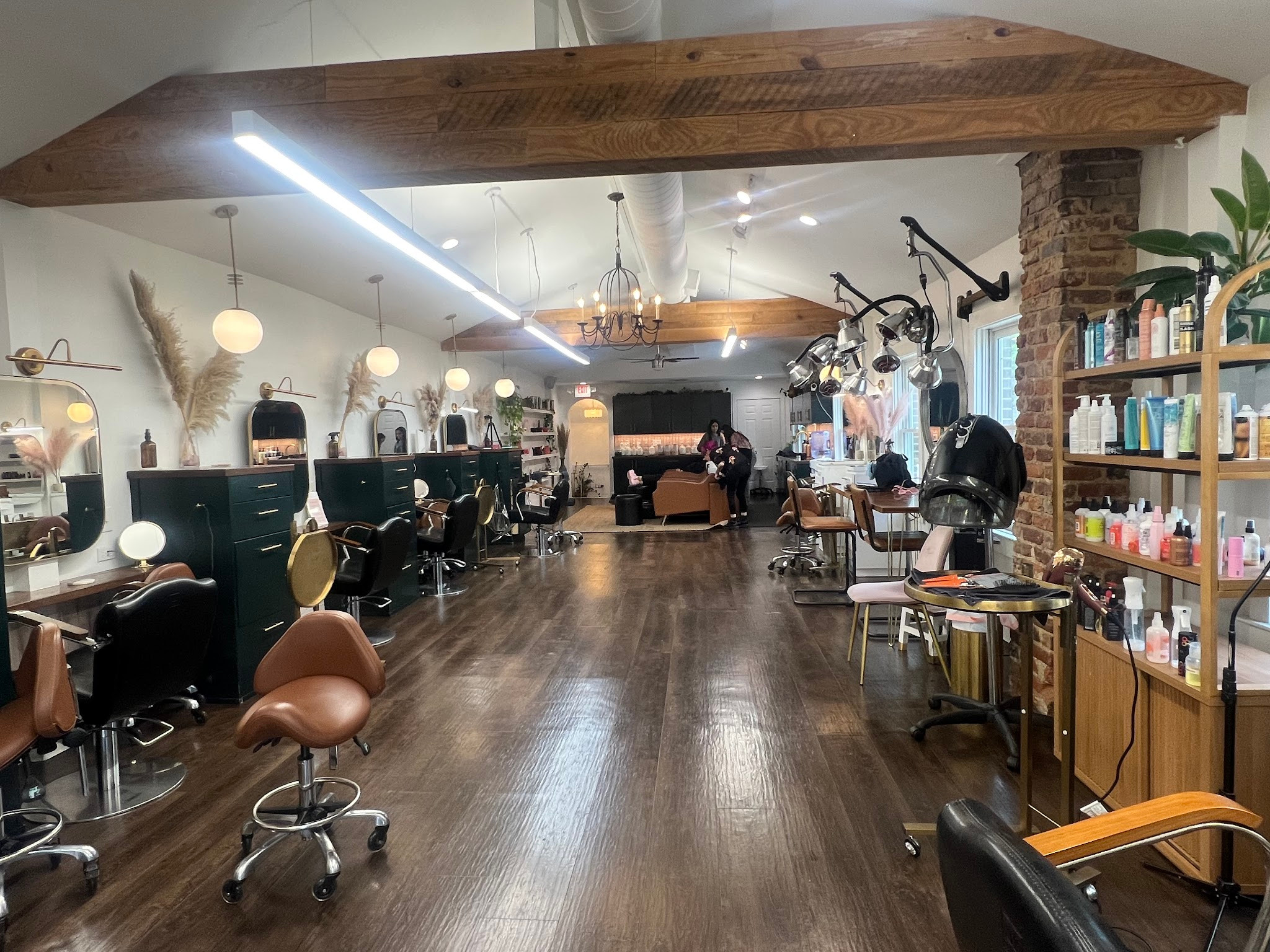 Native Mane Salon