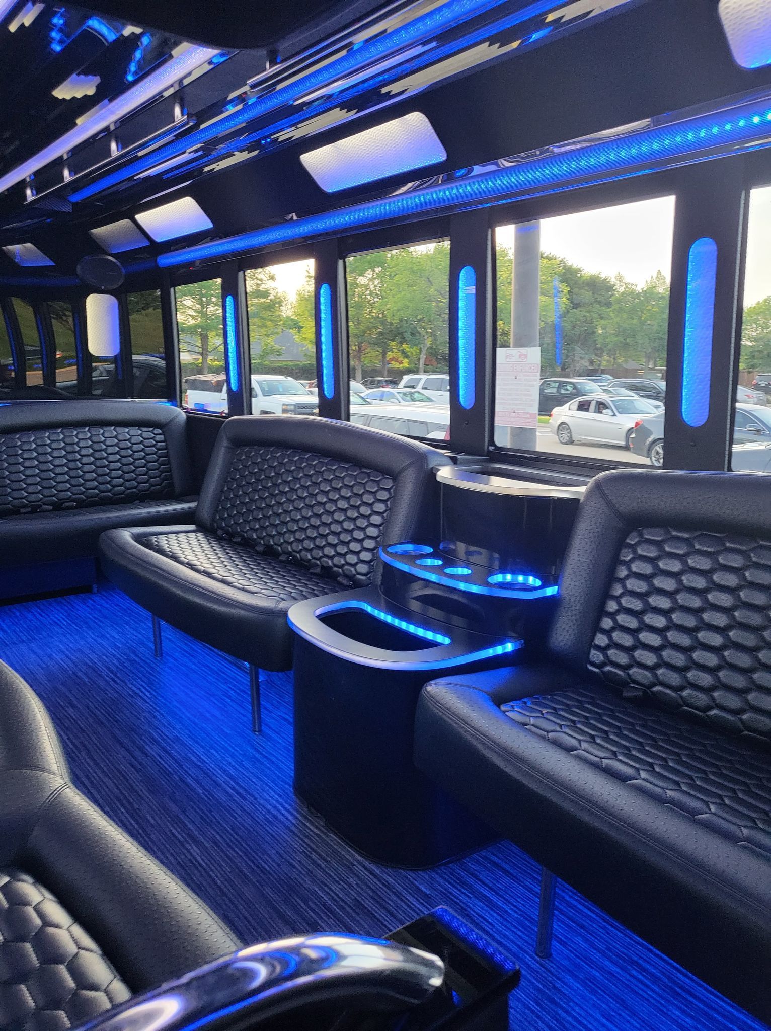 Heaven On Wheels Limousines