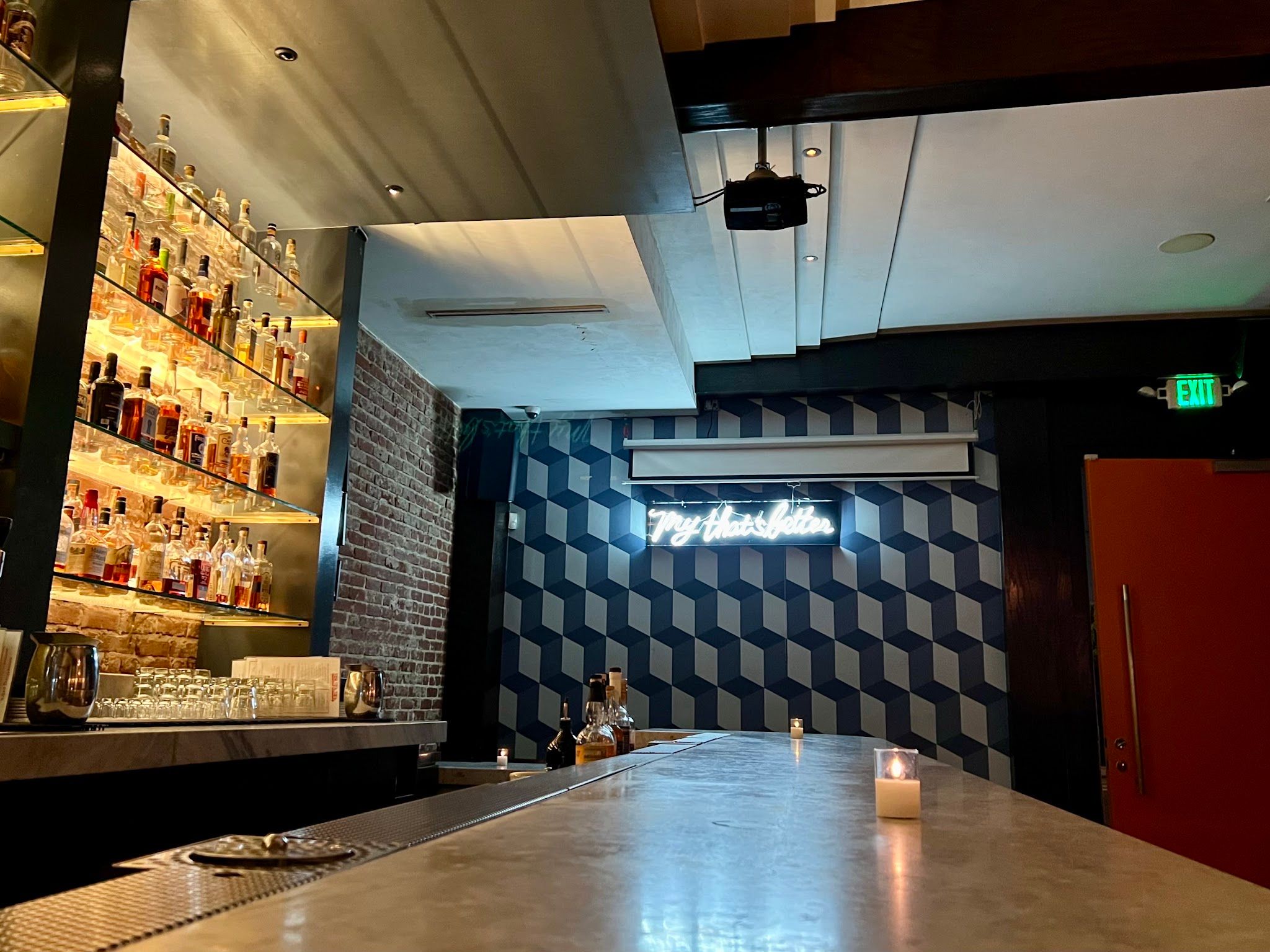Everson Royce Bar