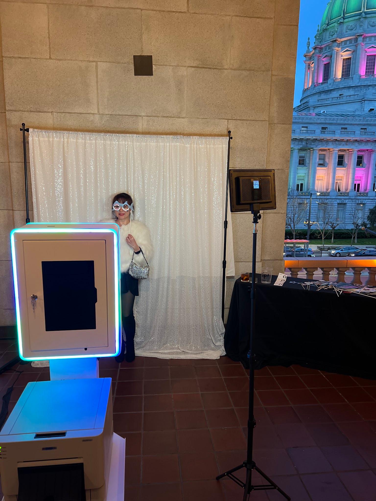 SF Glo Photobooth