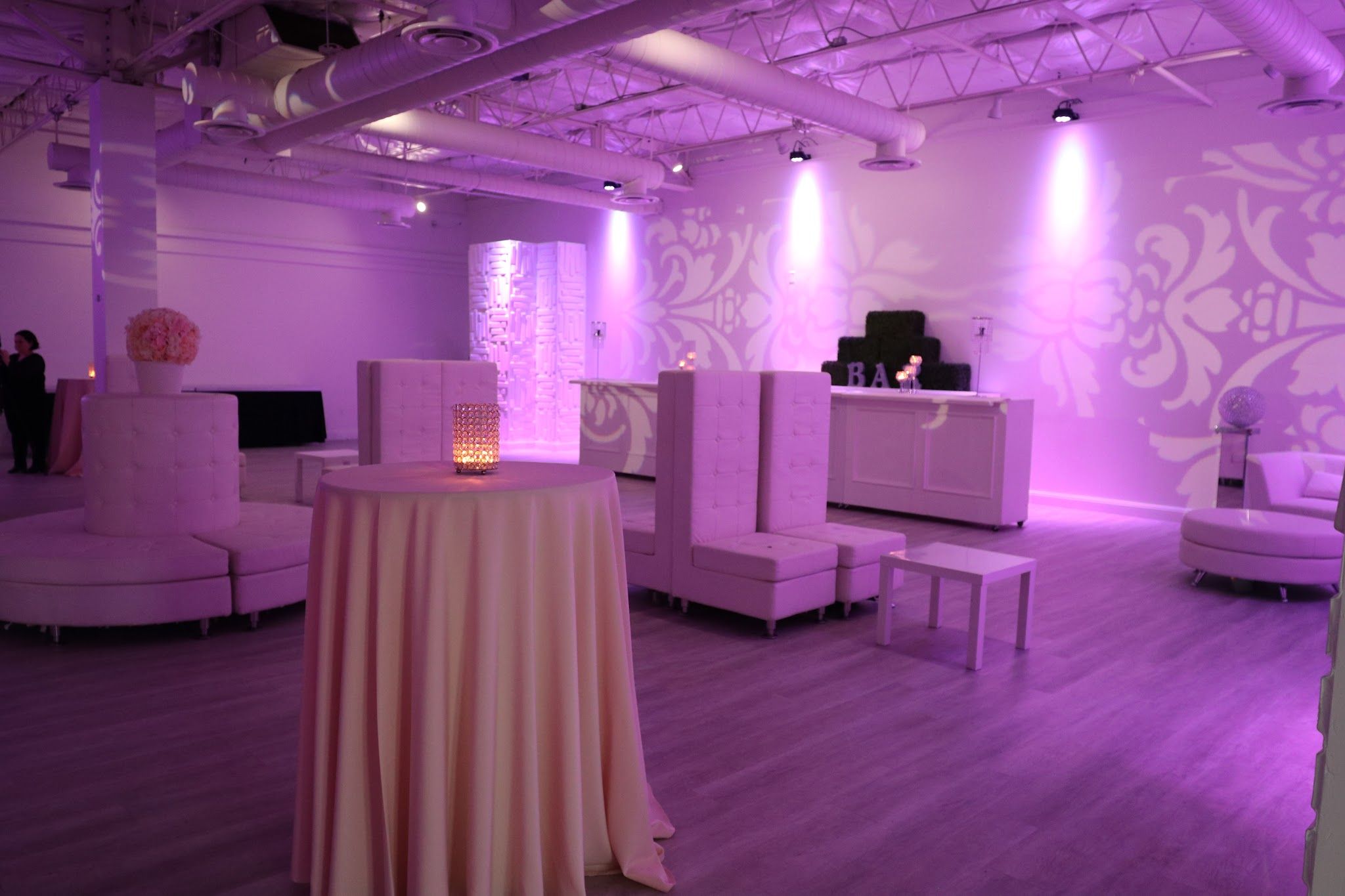 Nuvo Room