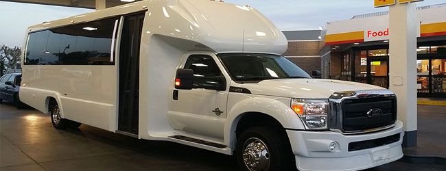 Burbank Limousine and Party Bus
