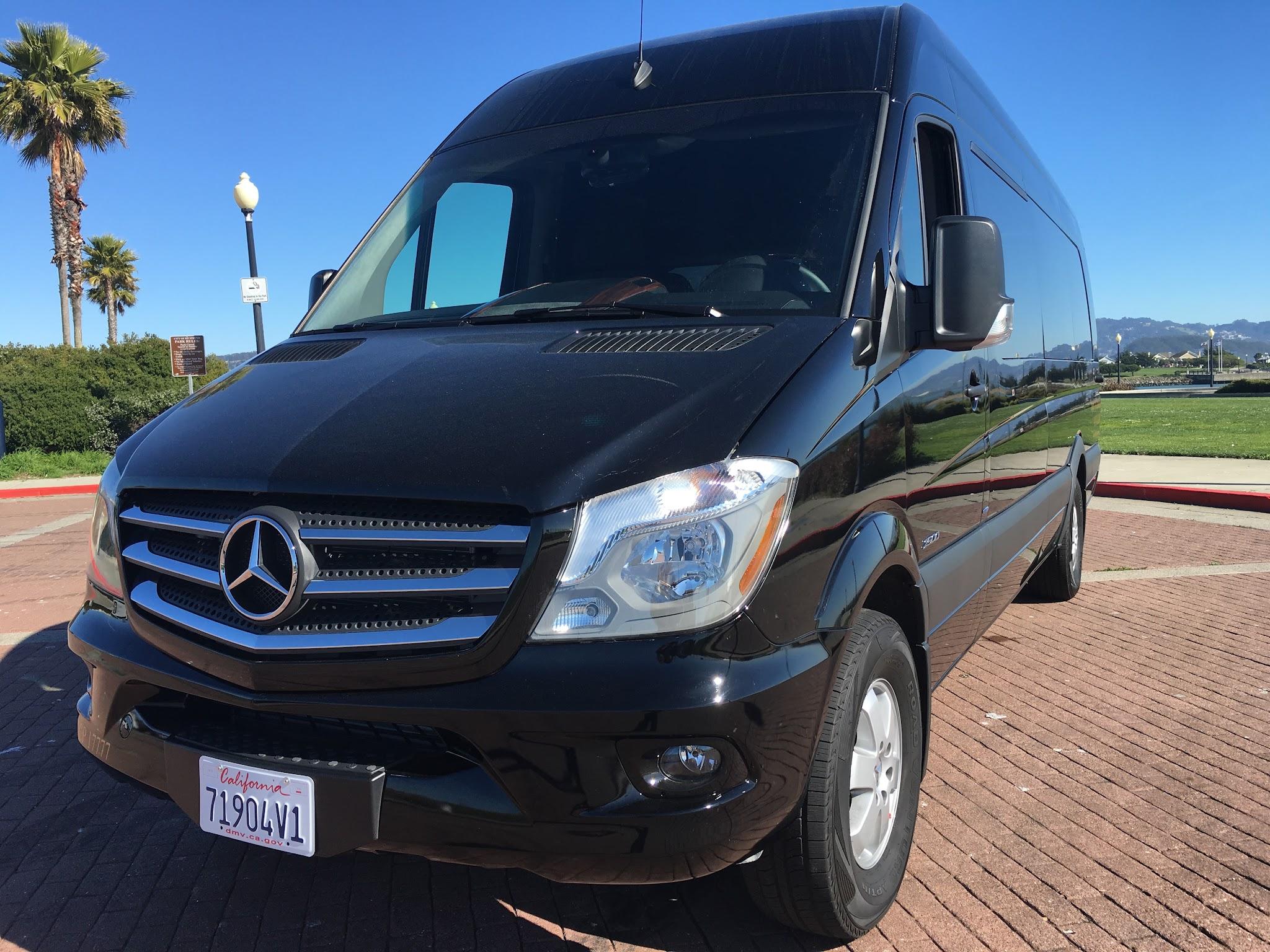Super City Limousines